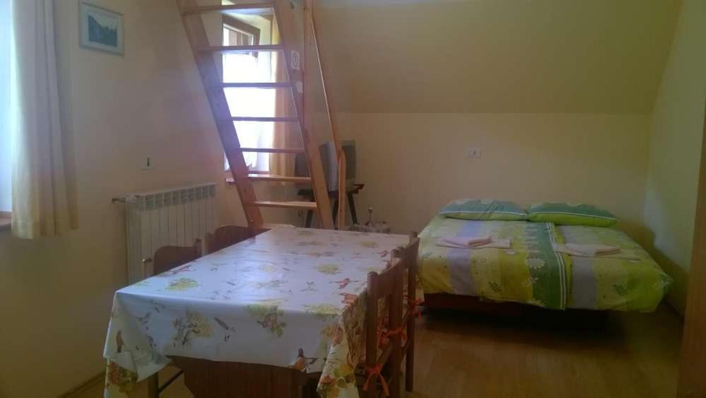 Apartment Pretner, Lepena Соча Экстерьер фото